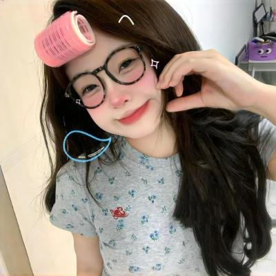 红衣小女孩